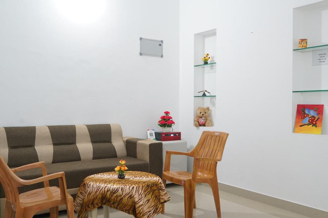 Pearl Inn Kottakkal Exterior photo