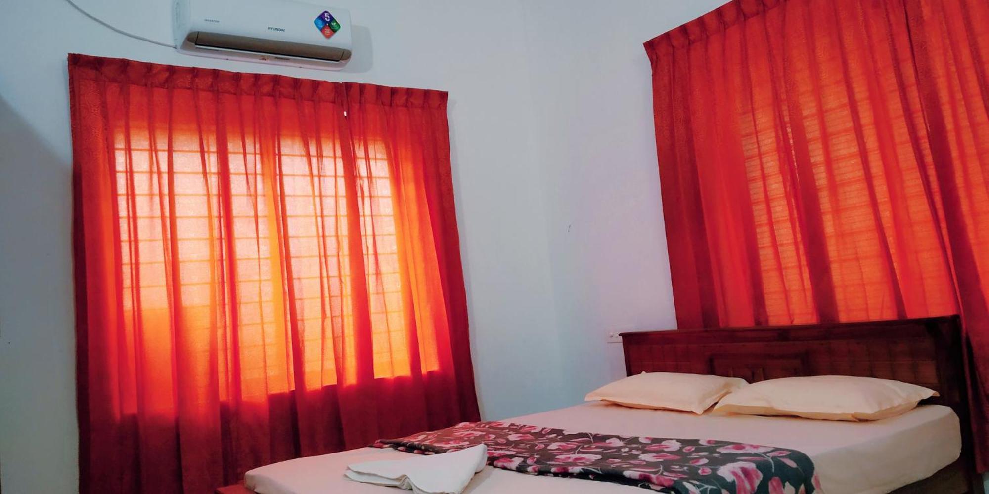 Pearl Inn Kottakkal Room photo