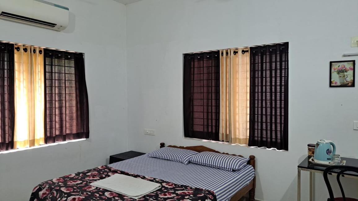 Pearl Inn Kottakkal Exterior photo